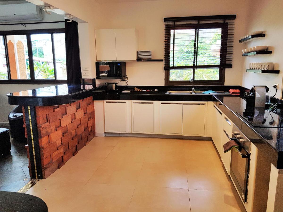 Hideland Luxury Pool Villa Pattaya Walking Street 5 Bedrooms Extérieur photo